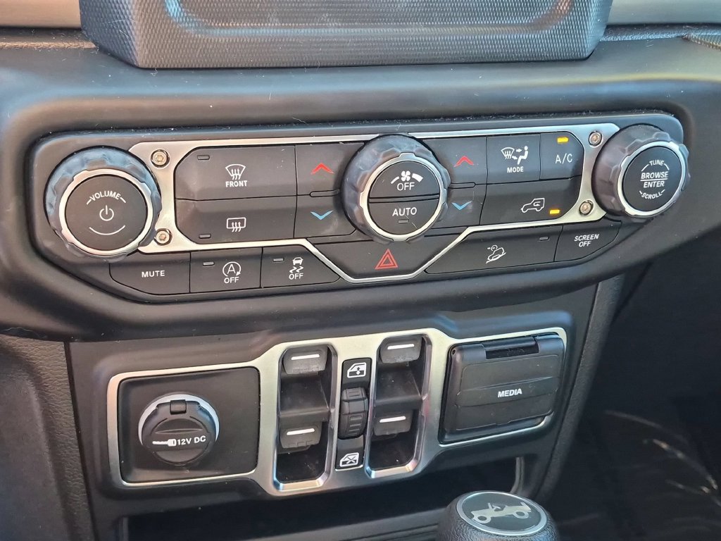 Used 2019 Jeep Wrangler Unlimited Sport S AWD/4WD image 19