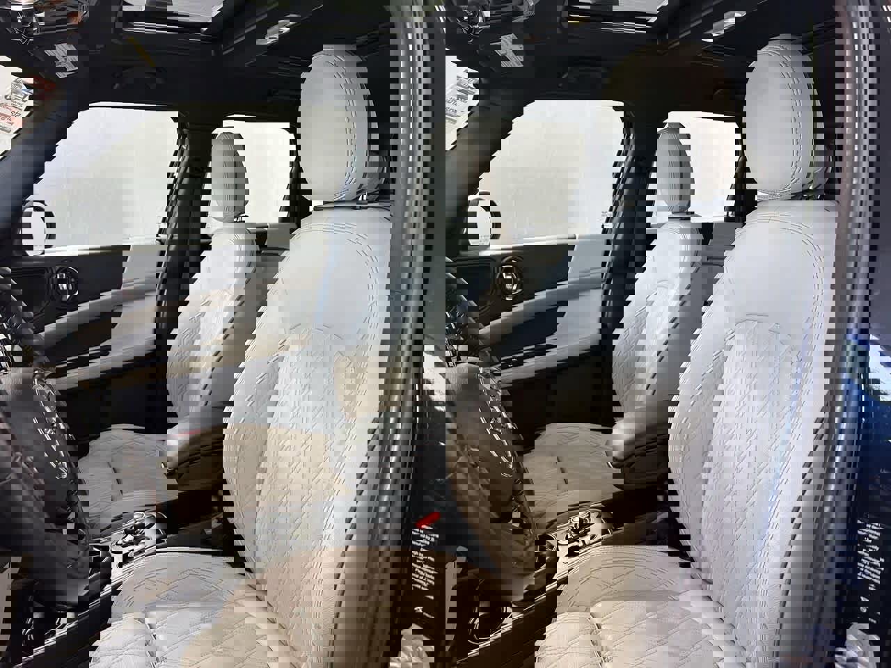 Used 2022 MINI Cooper Countryman SE w/ Convenience Package image 11