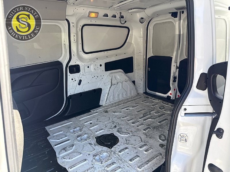 Used 2017 RAM ProMaster City Tradesman w/ Rear Back-up Camera Group FWD image 12