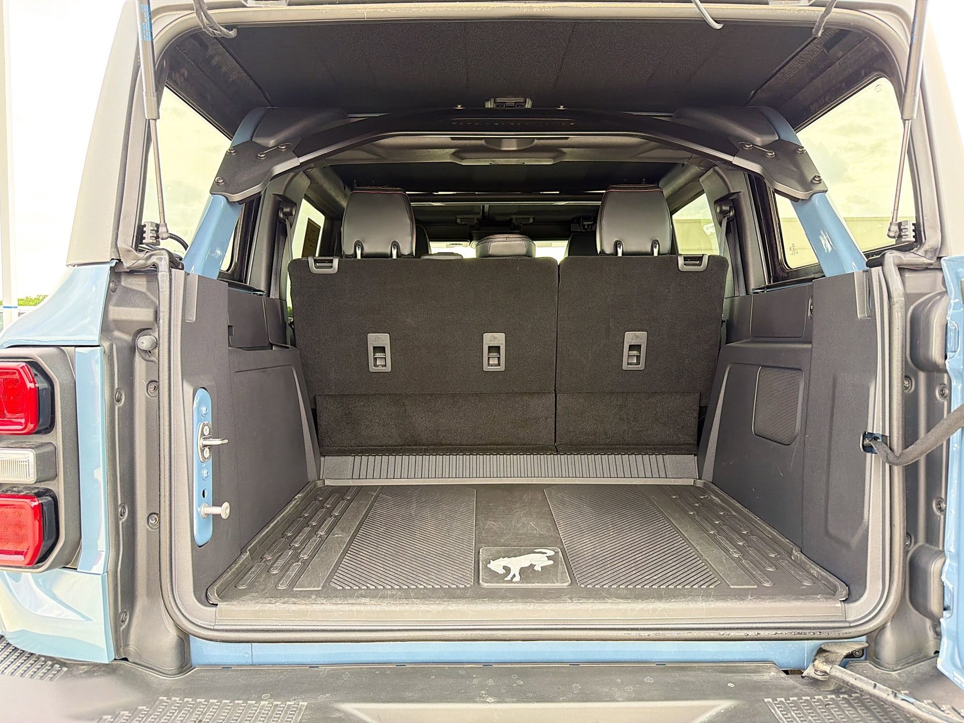 Certified 2024 Ford Bronco Raptor w/ Interior Carbon Fiber Pack 6 image 28