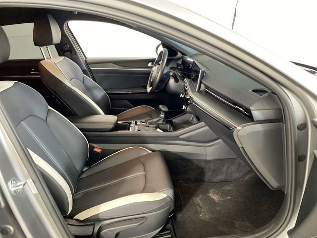 Used 2025 Kia K5 GT-Line image 35