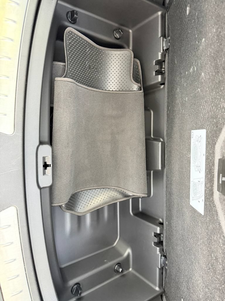 Used 2024 Buick Enclave Essence FWD image 25