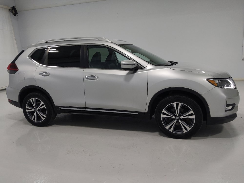 Used 2018 Nissan Rogue SL image 11