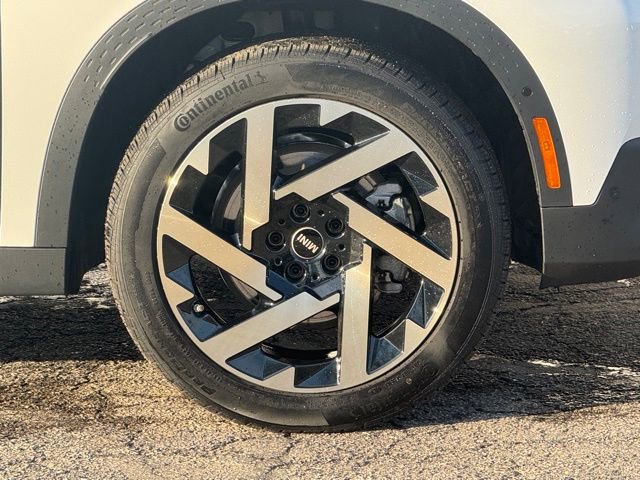 Certified 2025 MINI Cooper Countryman S AWD/4WD image 3