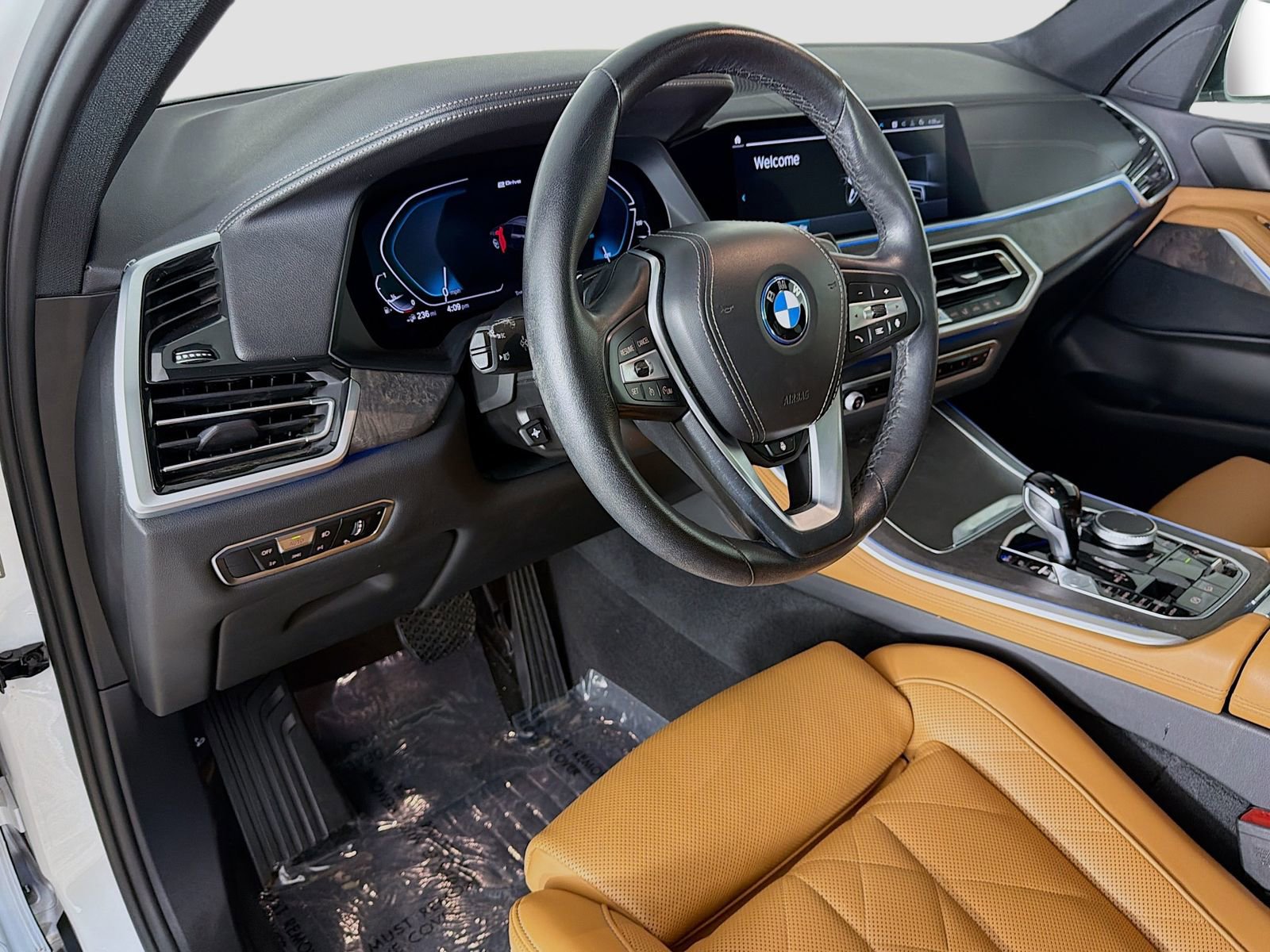 Certified 2023 BMW X5 xDrive45e w/ Climate Comfort Package AWD/4WD image 9