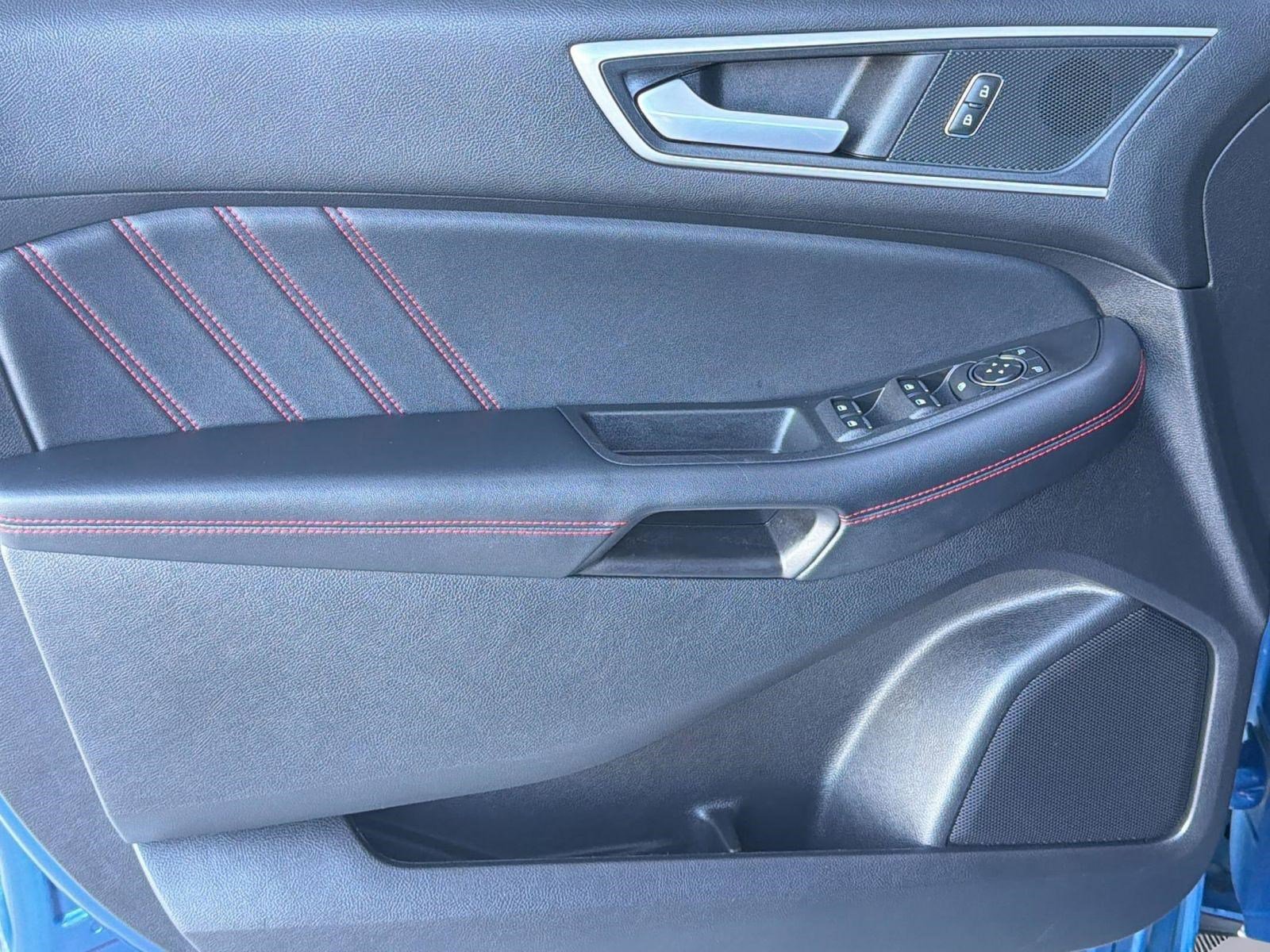 Used 2021 Ford Edge ST-Line FWD image 13