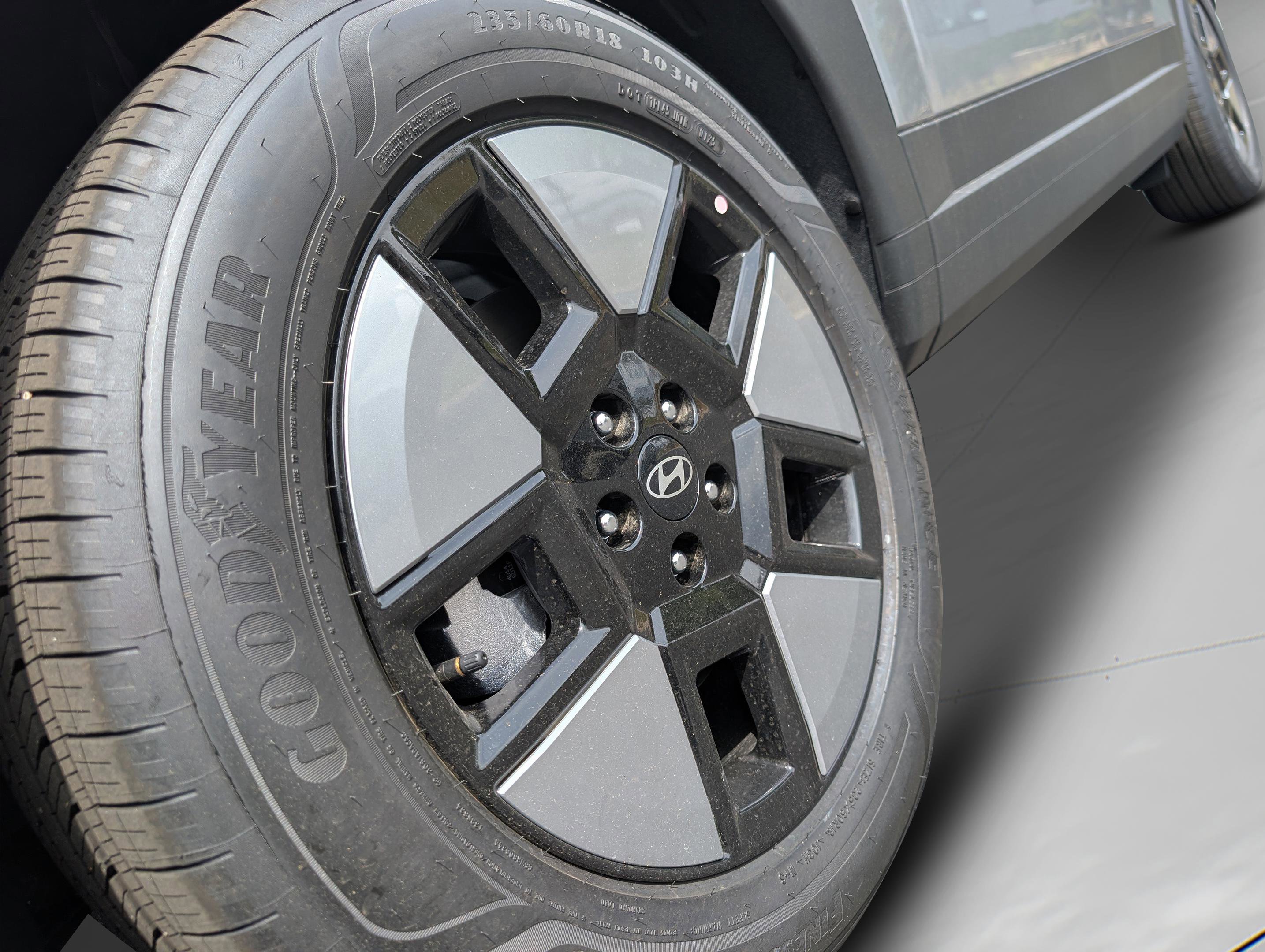 New 2026 Hyundai Santa Fe SEL image 9