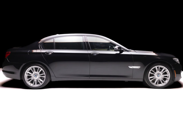 Used 2013 BMW 760Li RWD image 2