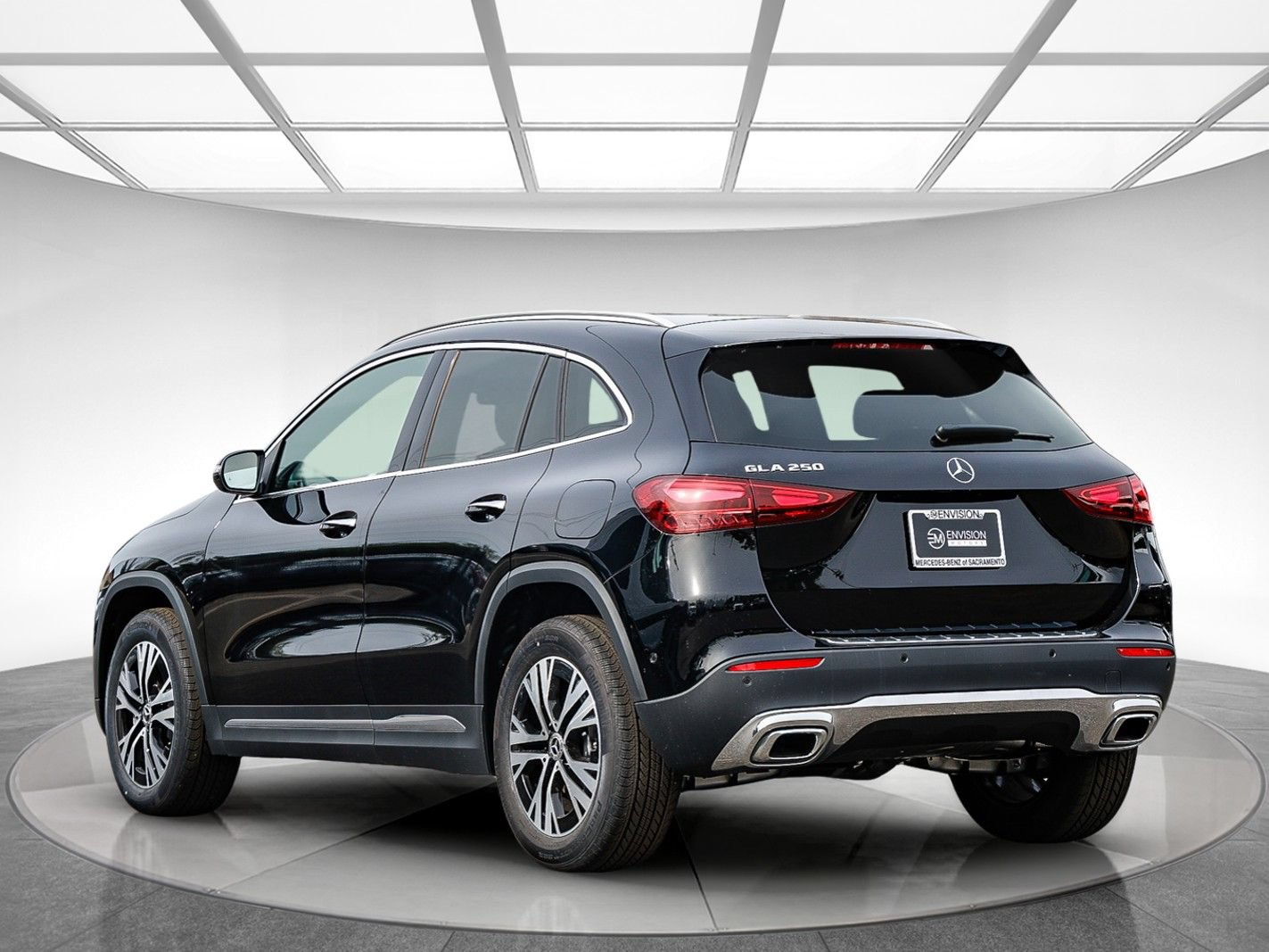 New 2025 Mercedes-Benz GLA 250 image 2