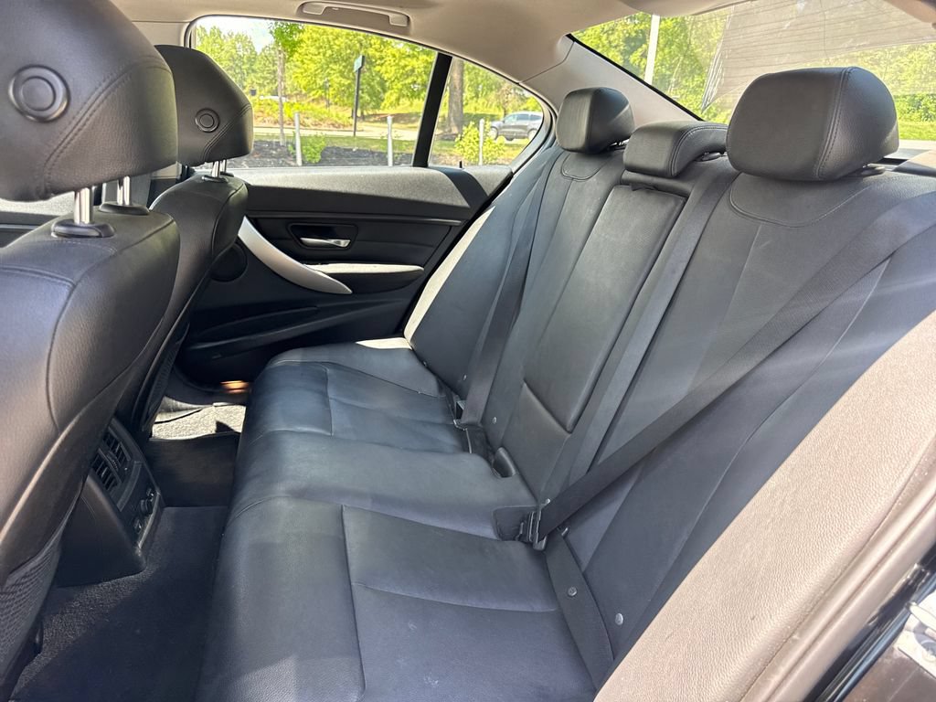 Used 2015 BMW 320i xDrive Sedan AWD/4WD image 31