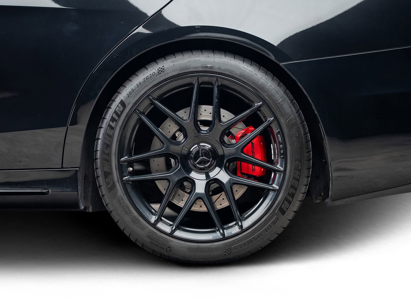 Used 2020 Mercedes-Benz S 63 AMG 4MATIC Sedan image 29