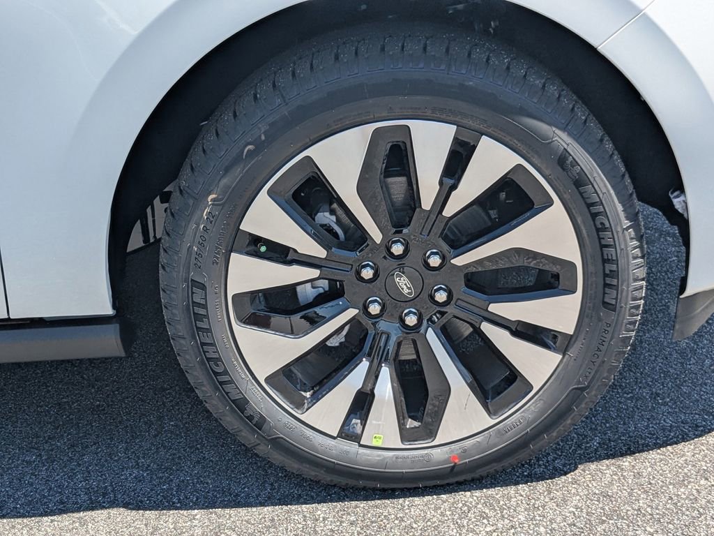 New 2026 Ford Expedition Platinum AWD/4WD image 12