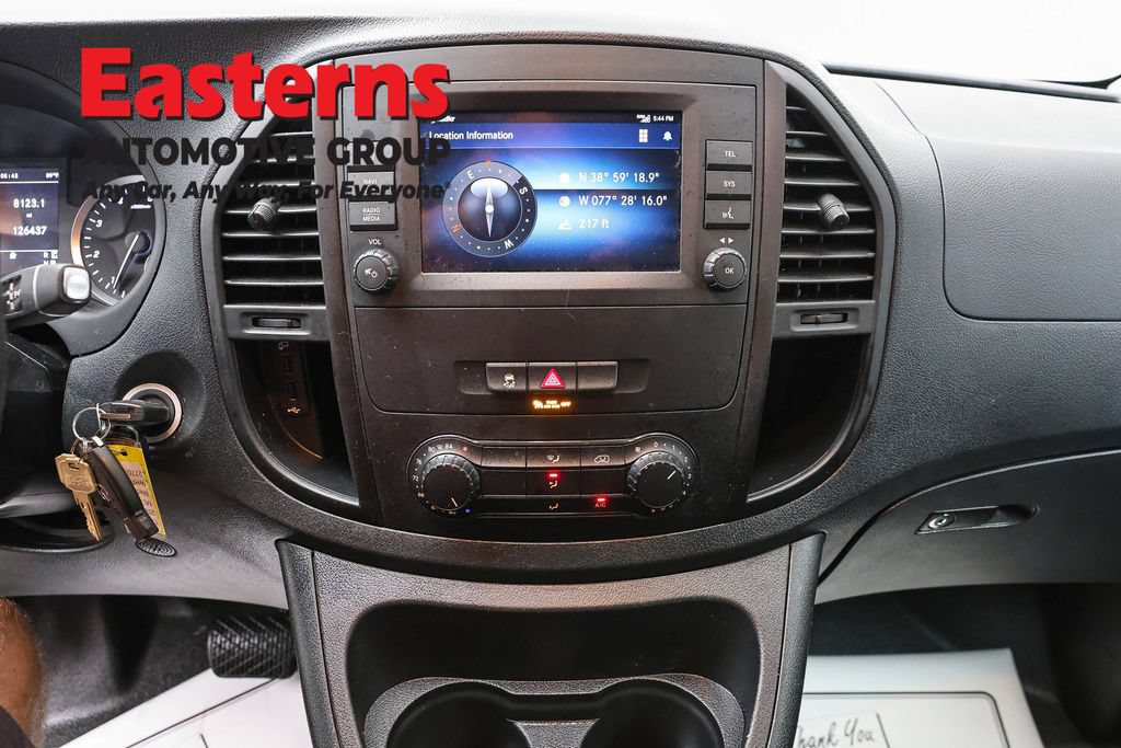 Used 2023 Mercedes-Benz Metris image 12
