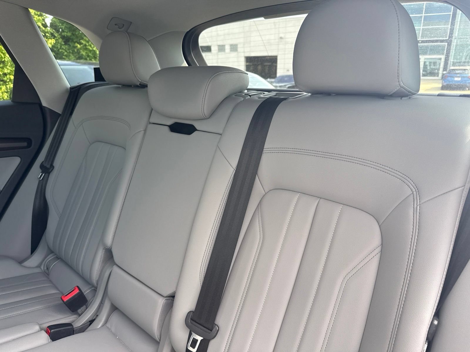Used 2023 Audi Q5 2.0T Premium w/ Convenience Package AWD/4WD image 9
