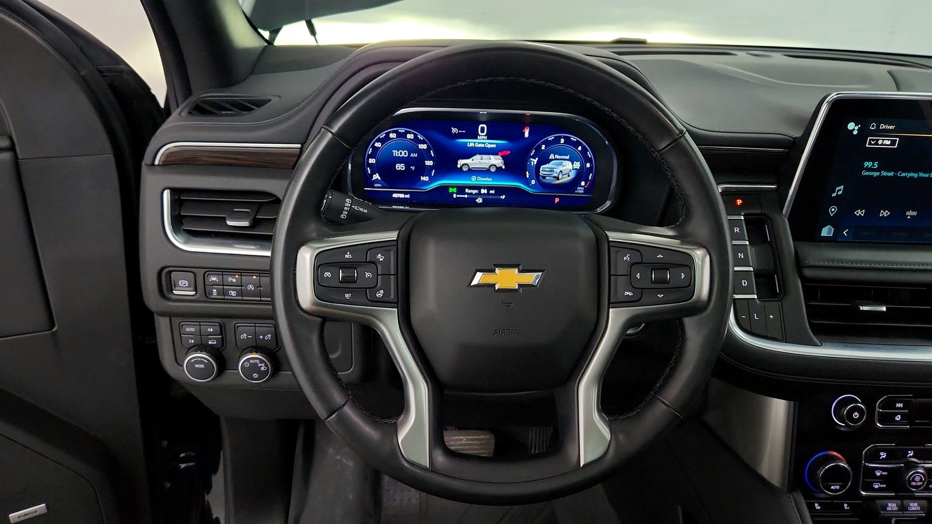 Certified 2023 Chevrolet Tahoe LT w/ Luxury Package AWD/4WD image 19