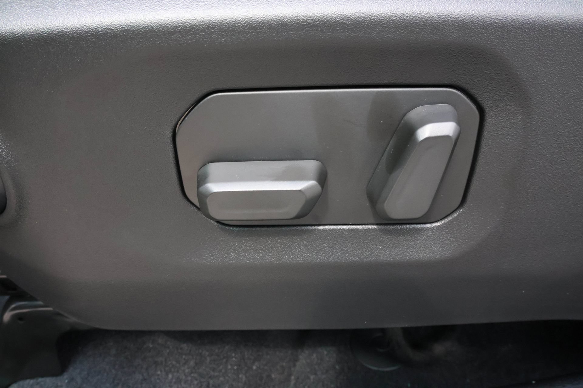 New 2026 Jeep Gladiator Sport AWD/4WD image 5