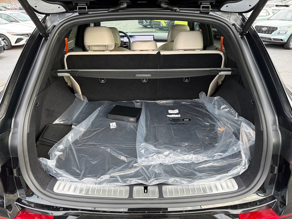 New 2026 Genesis GV70 3.5T Sport Prestige AWD/4WD image 18