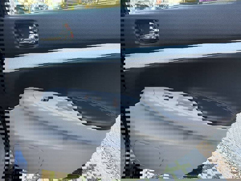 Used 2009 INFINITI G37 Journey w/ Premium Pkg image 13