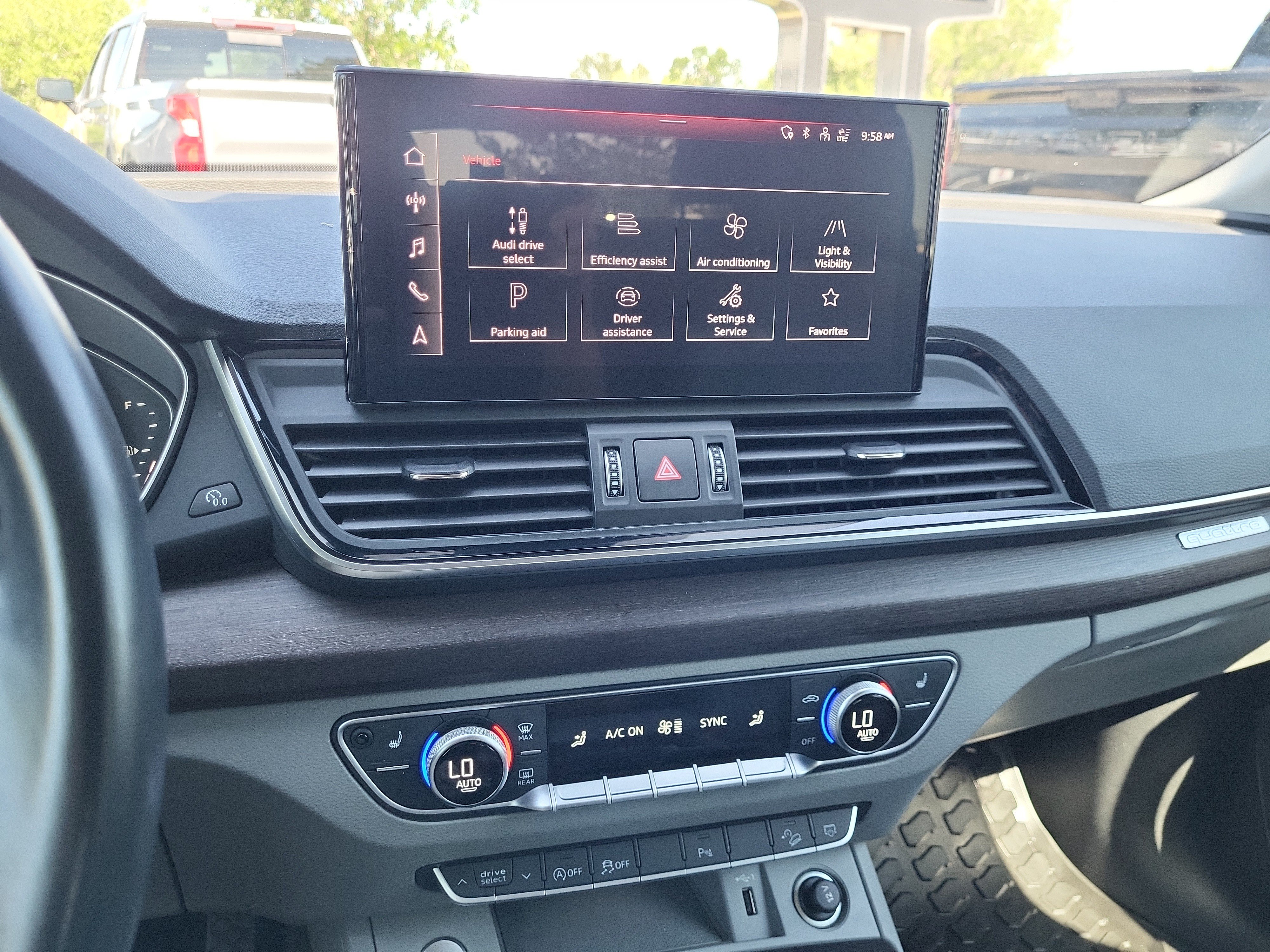 Used 2022 Audi Q5 2.0T Premium AWD/4WD image 24