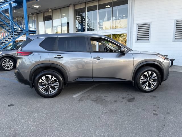 Used 2023 Nissan Rogue SV FWD image 6