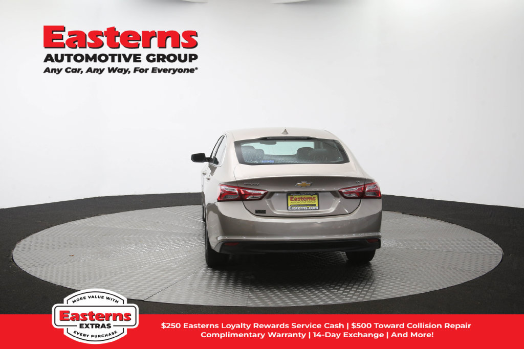 Used 2024 Chevrolet Malibu LT FWD image 41
