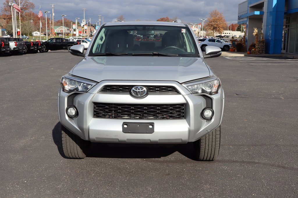 Used 2016 Toyota 4Runner SR5 image 34