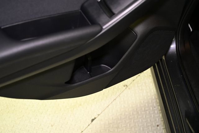 Used 2023 Subaru Crosstrek 2.0i Premium image 47