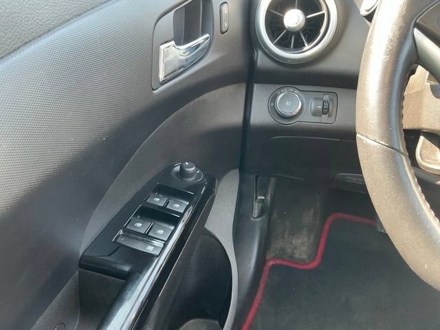 Used 2018 Chevrolet Sonic LT w/ Fun and Sun Package FWD image 23