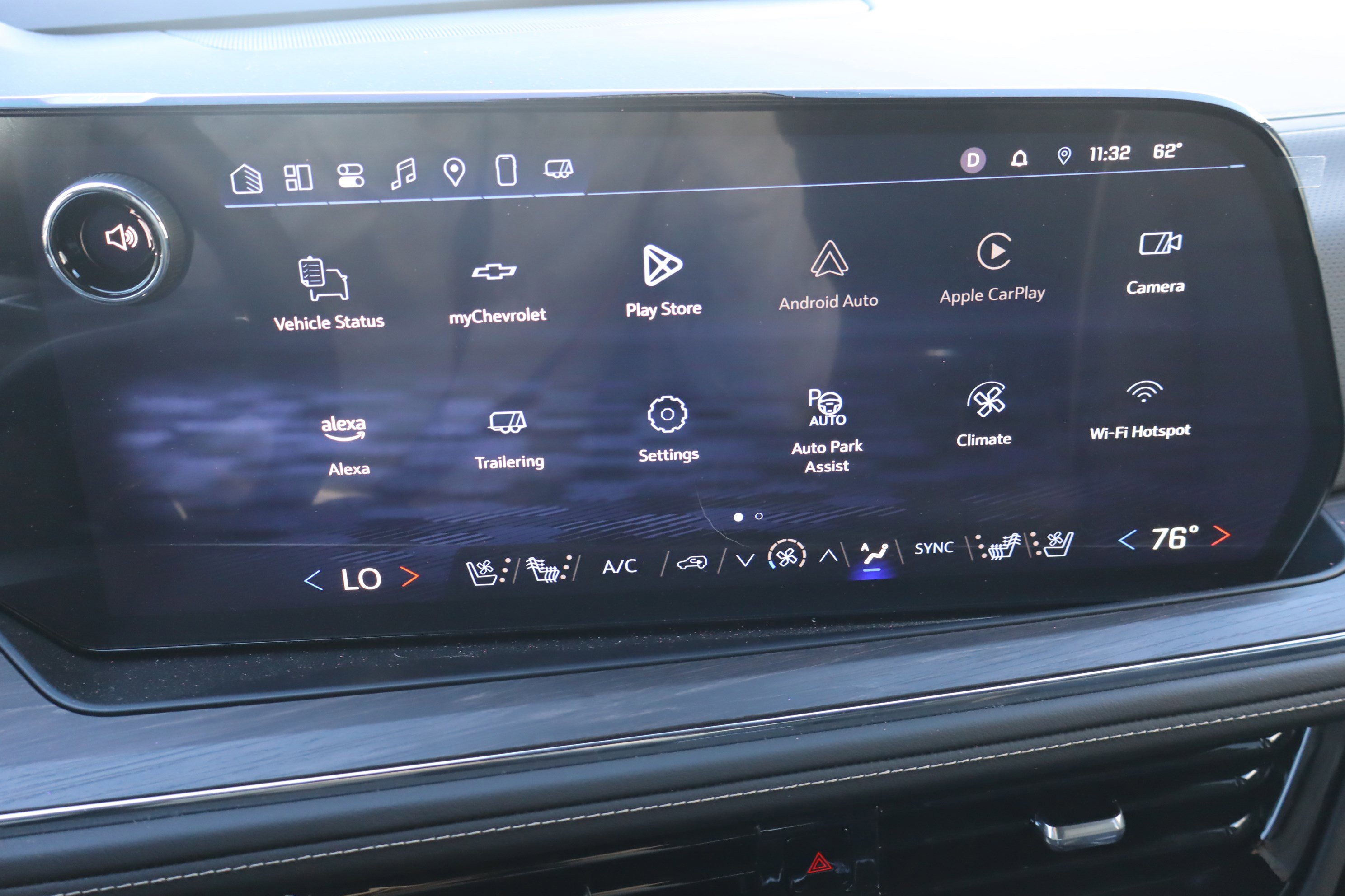 Used 2025 Chevrolet Tahoe Premier image 29