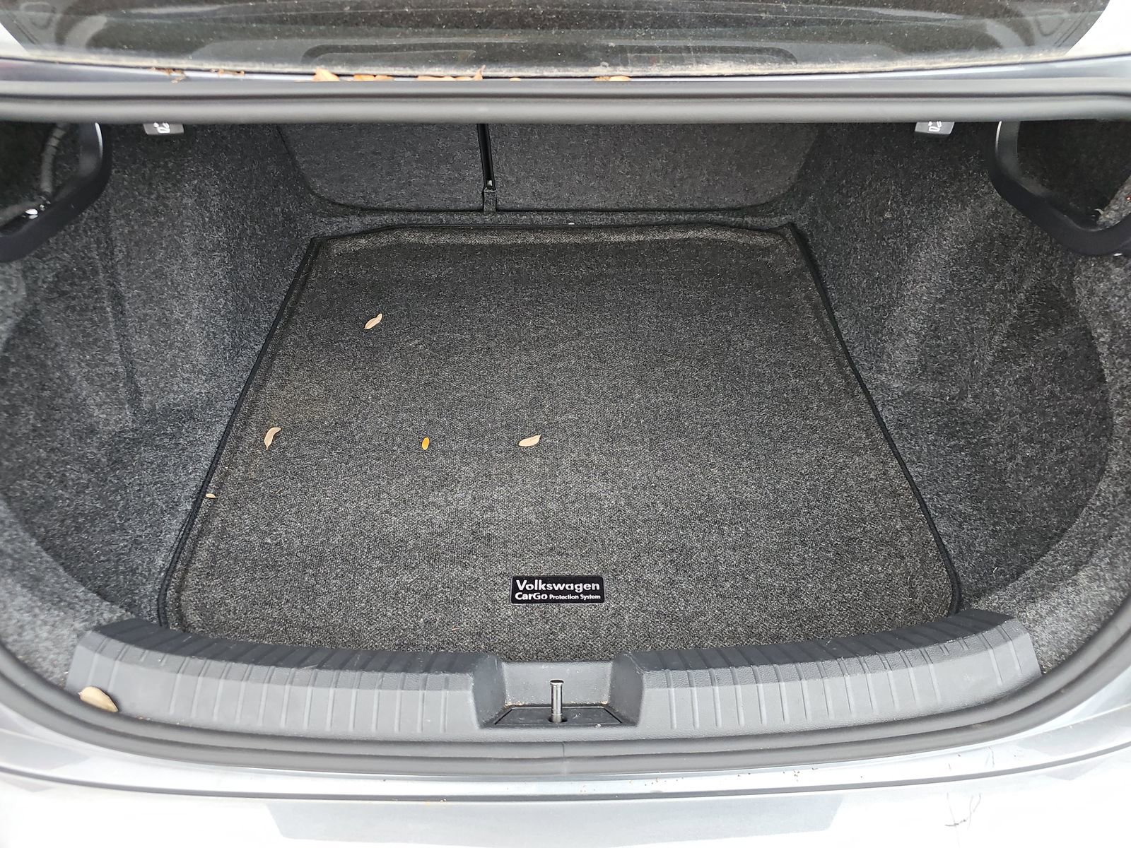 Used 2021 Volkswagen Jetta SE image 18