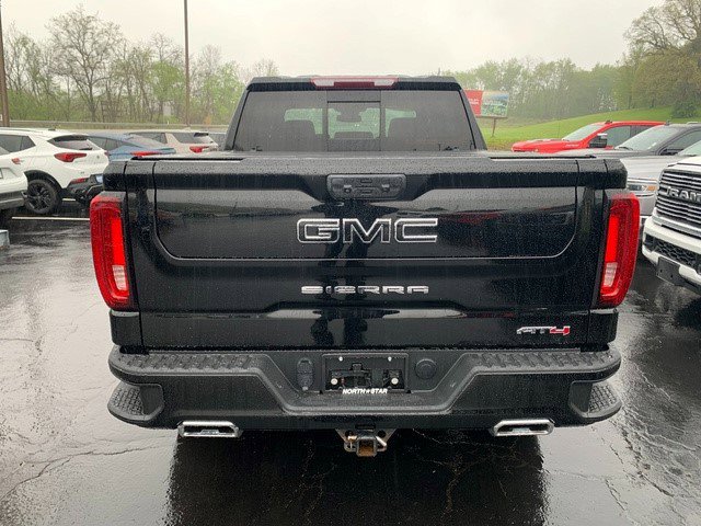 Certified 2022 GMC Sierra 1500 AT4 w/ AT4 Preferred Package AWD/4WD image 4