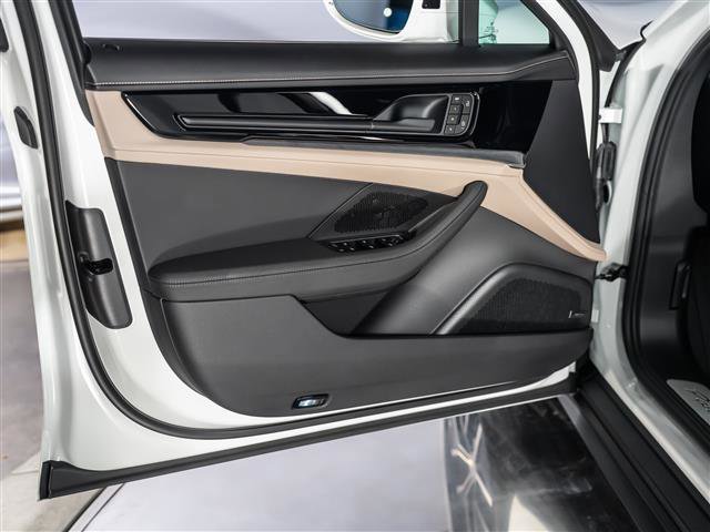 New 2026 Porsche Panamera 4S image 24