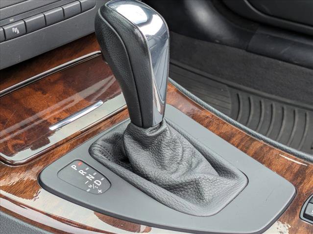 Used 2013 BMW 335i Convertible RWD image 13