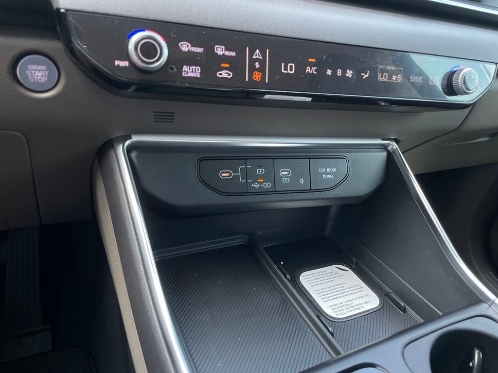New 2026 Kia Carnival EX FWD image 16