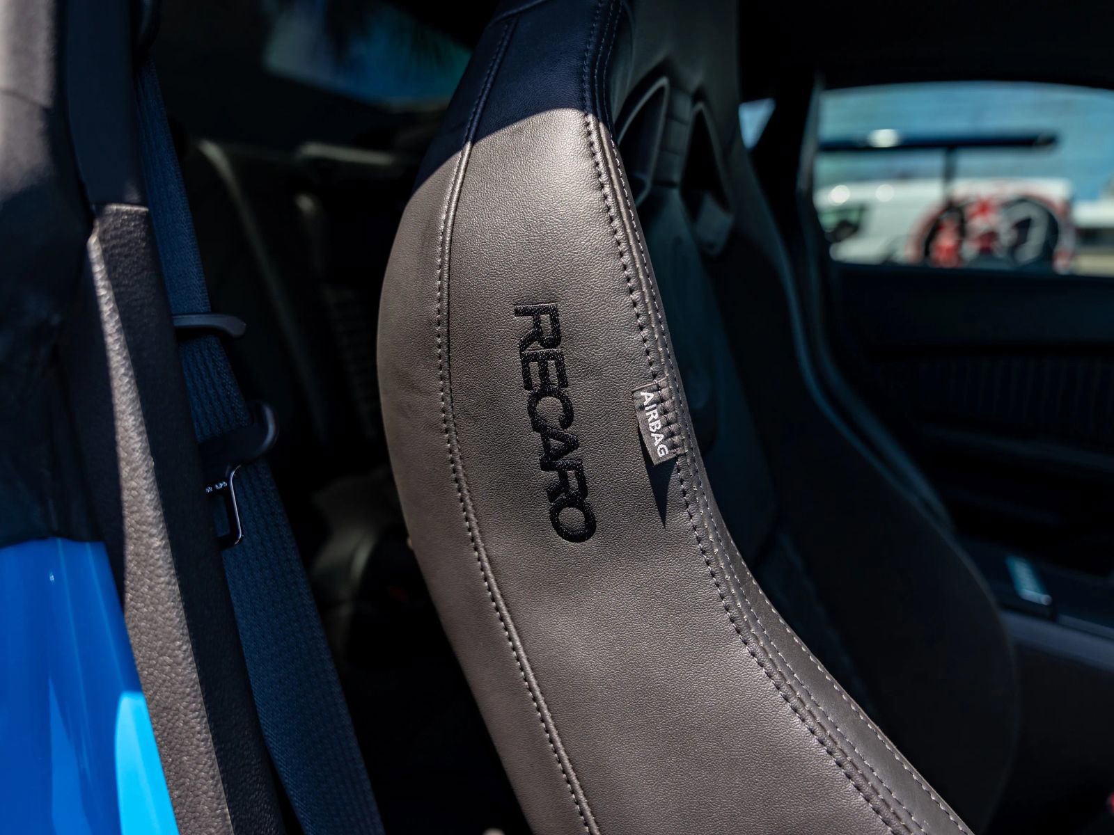 Used 2013 Ford Mustang Shelby GT500 RWD image 42