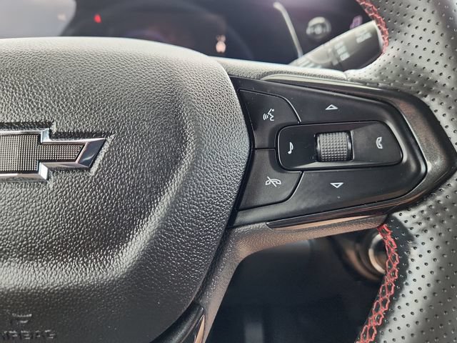 Used 2024 Chevrolet Trax RS w/ Sunroof Package FWD image 40