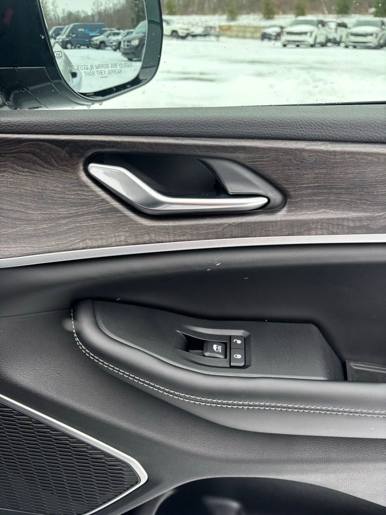 New 2026 Jeep Grand Cherokee Limited AWD/4WD image 17