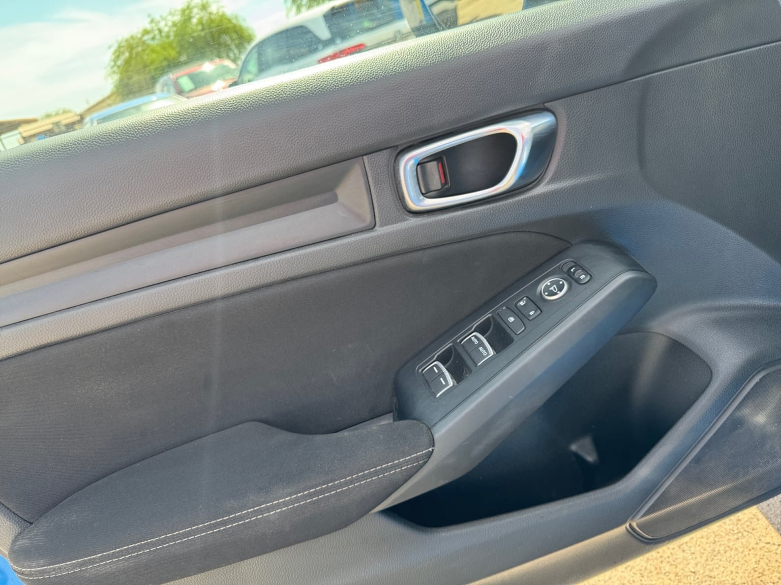 Used 2022 Honda Civic Sport image 11