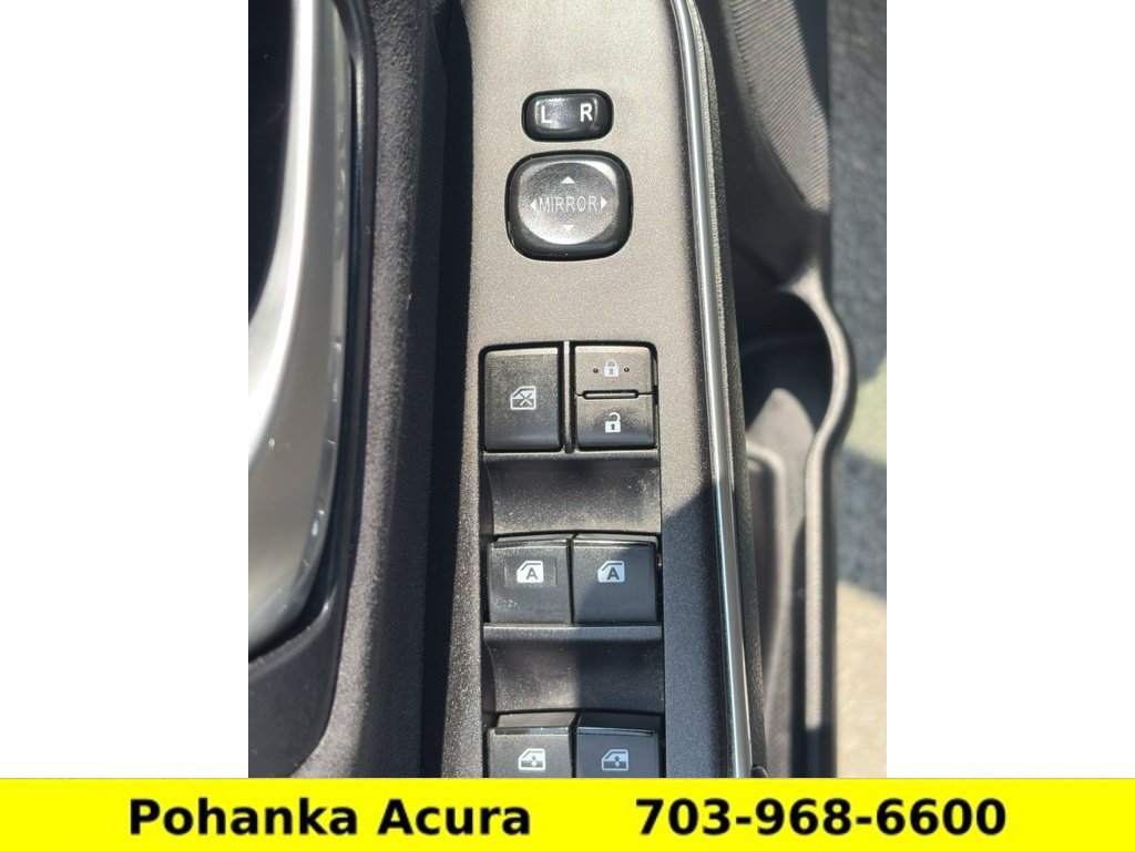 Used 2016 Toyota Camry XSE w/ Protection Package (Q2) FWD image 31