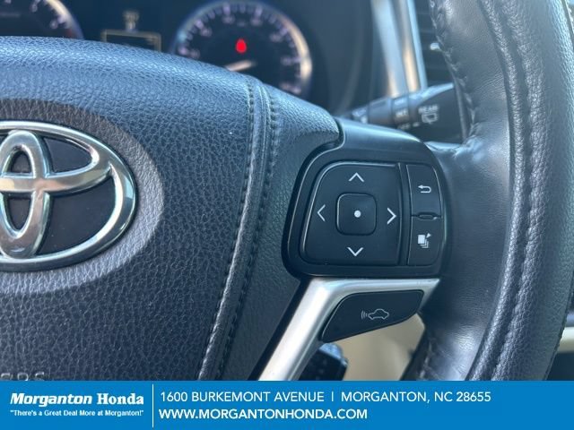 Used 2015 Toyota Highlander Limited Platinum AWD/4WD image 19