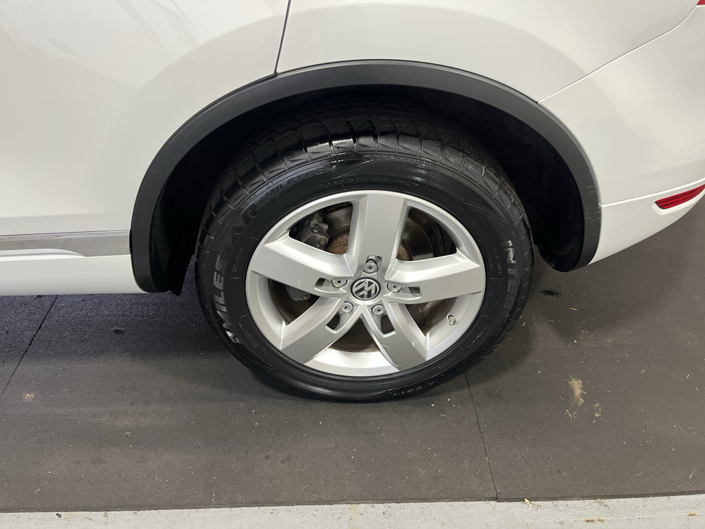Used 2013 Volkswagen Touareg VR6 AWD/4WD image 26