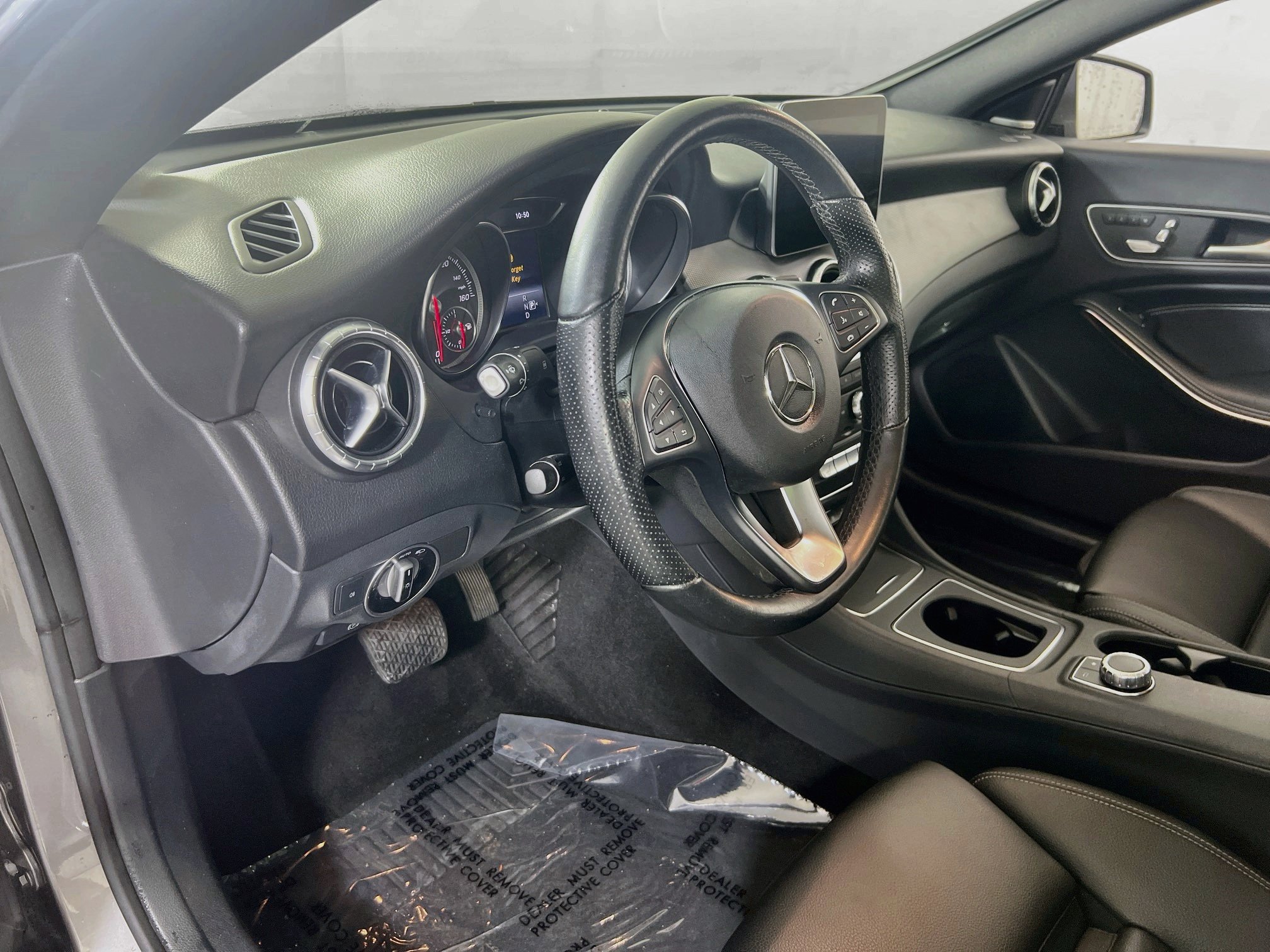 Used 2019 Mercedes-Benz CLA 250 4MATIC image 9