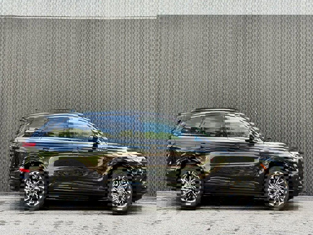 New 2025 Lincoln Corsair Grand Touring image 6