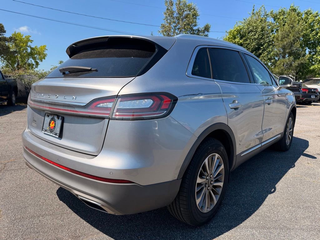 Used 2021 Lincoln Nautilus FWD w/ Equipment Group 101A image 3