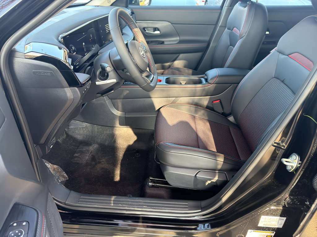 New 2026 Nissan Kicks SR w/ SR Premium Package image 16