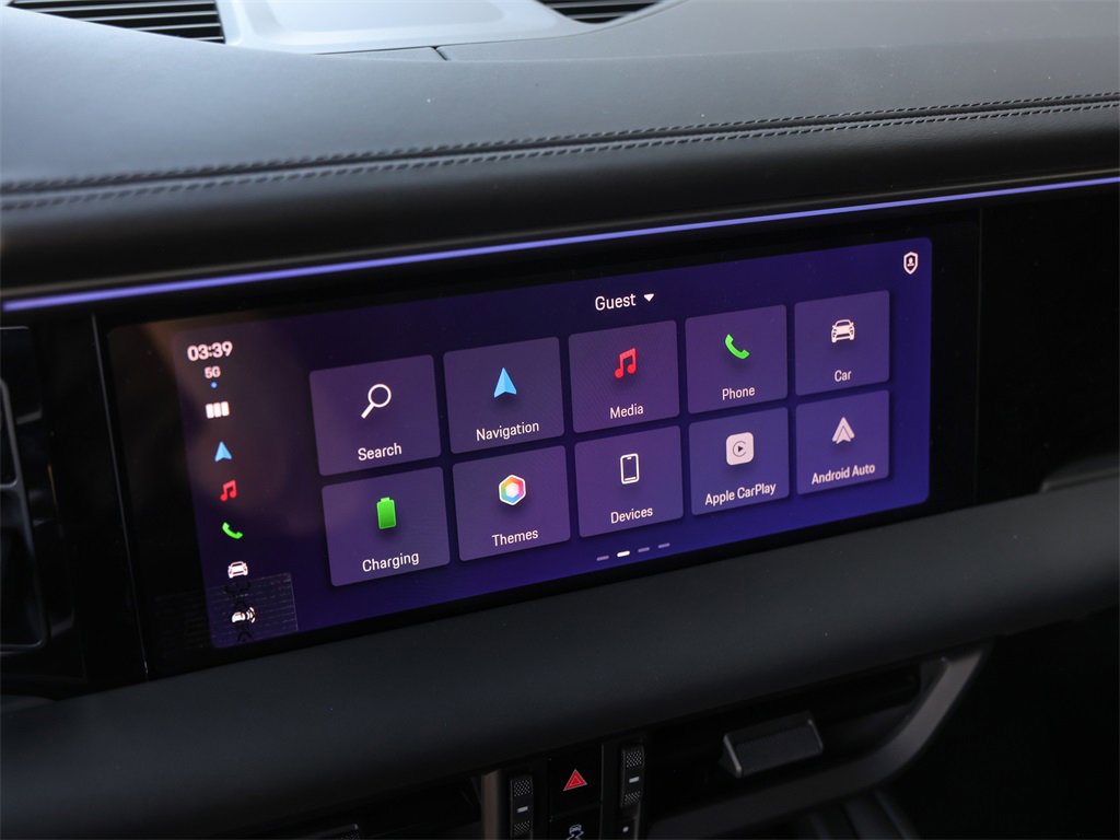 New 2025 Porsche Macan 4 Electric image 22