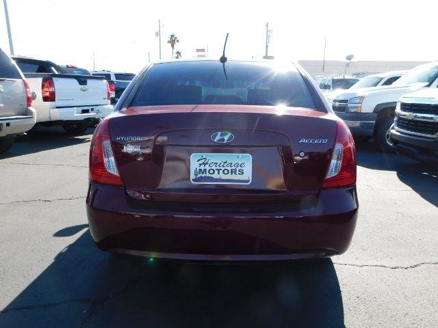 Used 2011 Hyundai Accent GLS FWD image 6