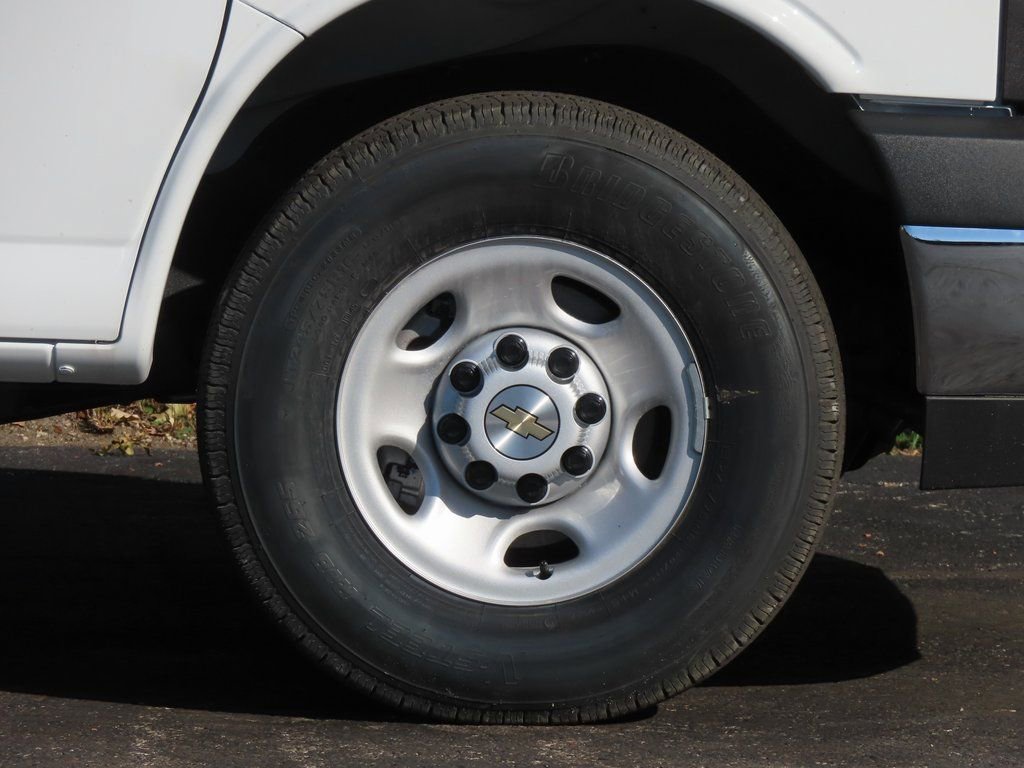 New 2025 Chevrolet Express 3500 w/ Power Convenience Package image 14