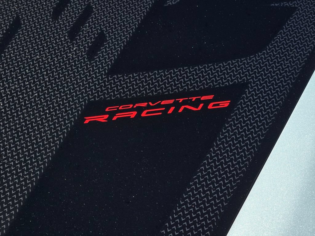 Used 2022 Chevrolet Corvette Stingray Premium Cpe w/ Z51 Performance Package RWD image 11