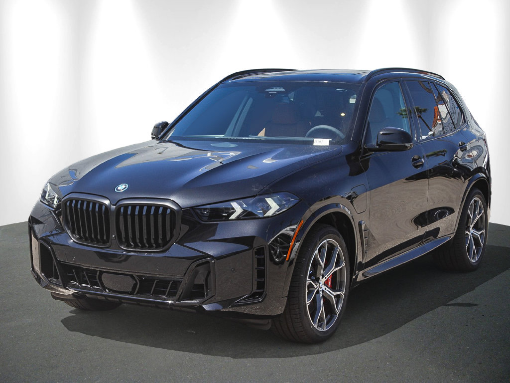 New 2026 BMW X5 xDrive50e w/ M Sport Package AWD/4WD image 3